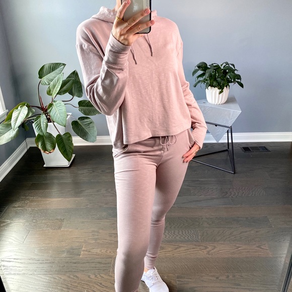 ◾️ARIANNA BLUSH SWEATER - Picture 3 of 6